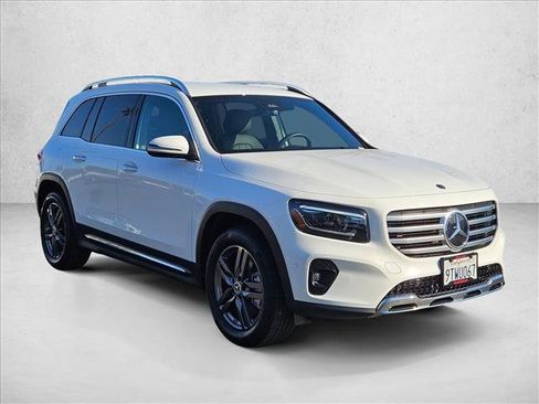 Certified 2025 Mercedes-Benz GLB 250 GLB 250 image 3