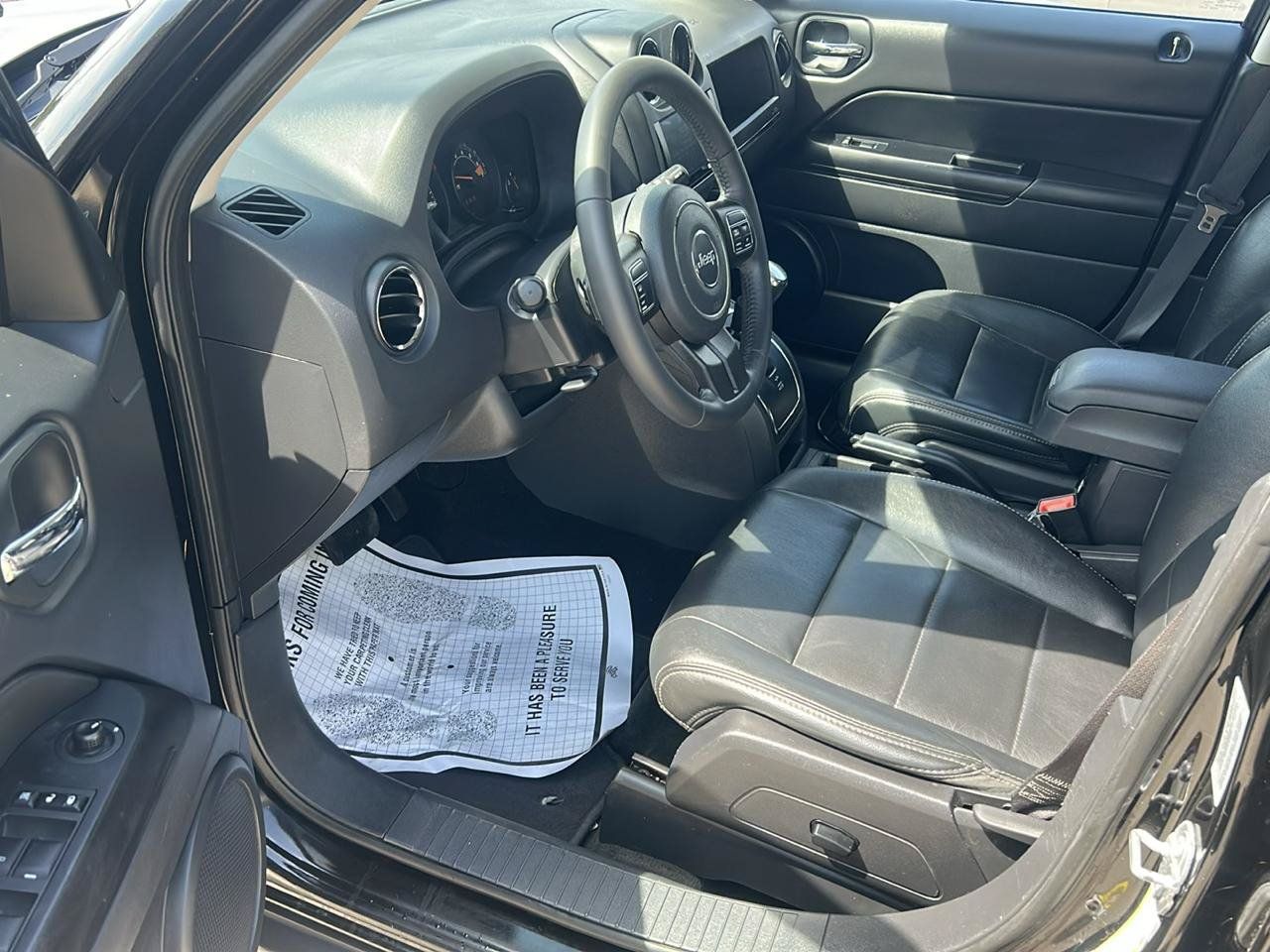 Used 2017 Jeep Patriot High Altitude FWD image 10
