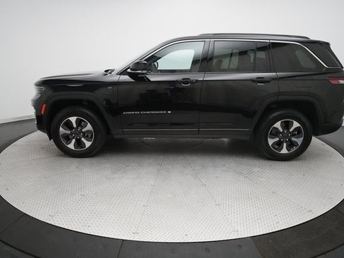 Used 2025 Jeep Grand Cherokee Limited 4xe image 23