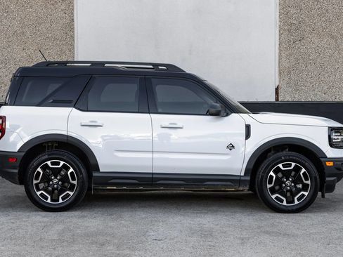 Used 2024 Ford Bronco Sport Outer Banks AWD/4WD image 6