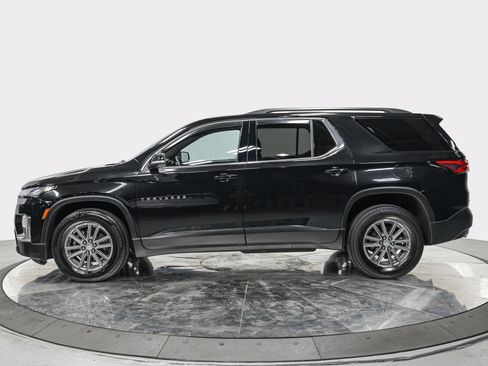 Used 2023 Chevrolet Traverse LT AWD/4WD image 2