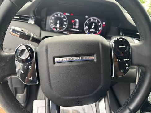 Used 2020 Land Rover Discovery Sport SE AWD/4WD image 21