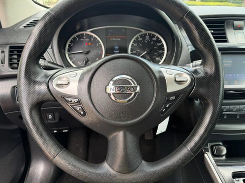 Used 2019 Nissan Sentra S FWD image 16