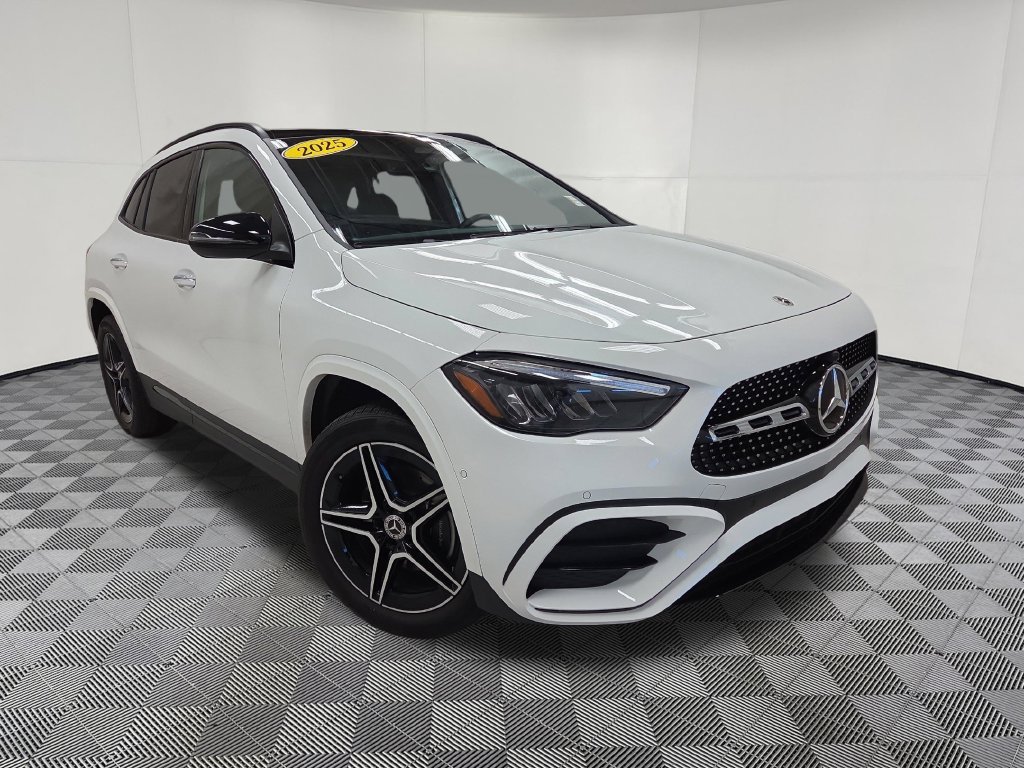 Used 2025 Mercedes-Benz GLA 250 4MATIC image 3