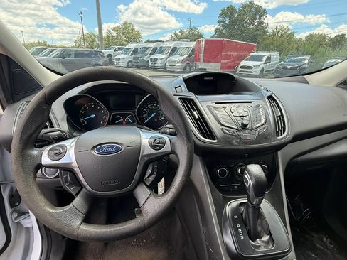 Used 2014 Ford Escape SE w/ Equipment Group 201A AWD/4WD image 13