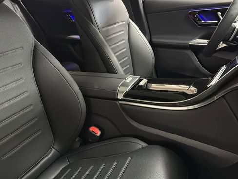 New 2026 Mercedes-Benz GLC 300 4MATIC image 33