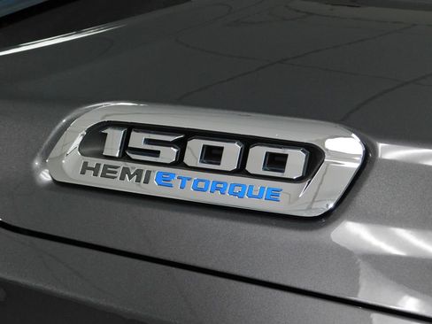 Used 2022 RAM 1500 Limited image 12