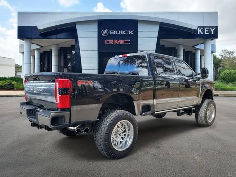 Used 2026 Ford F350 King Ranch w/ FX4 Off-Road Package image 4