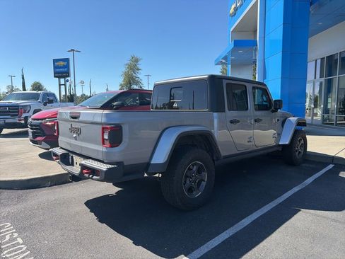 Used 2020 Jeep Gladiator Rubicon w/ LED Lighting Group AWD/4WD image 2