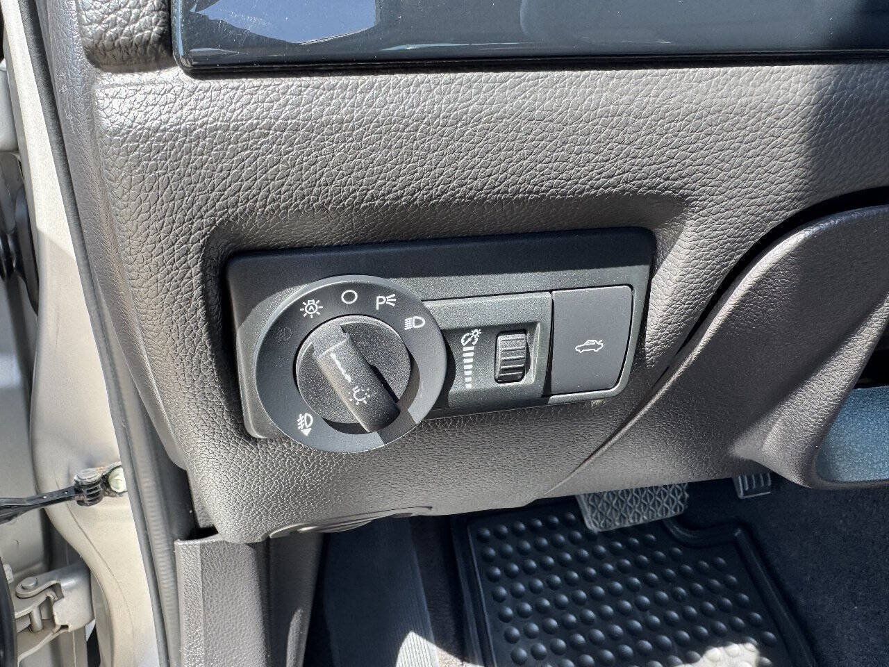 Used 2007 Ford Fusion SEL FWD image 14