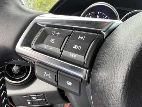 Used 2024 MAZDA MX-5 Miata Sport image 18