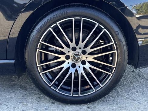 Used 2022 Mercedes-Benz C 300 Sedan w/ Exclusive Trim Package image 25
