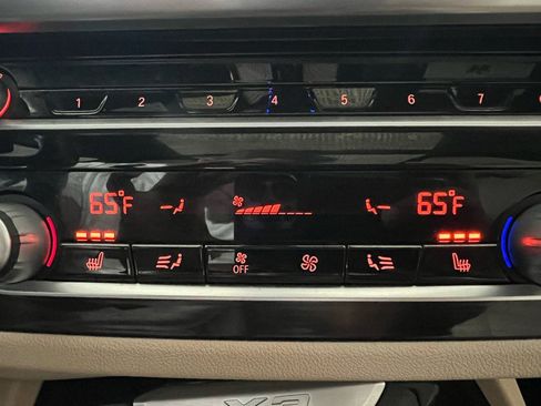 Used 2021 BMW X3 sDrive30i w/ Convenience Package image 25