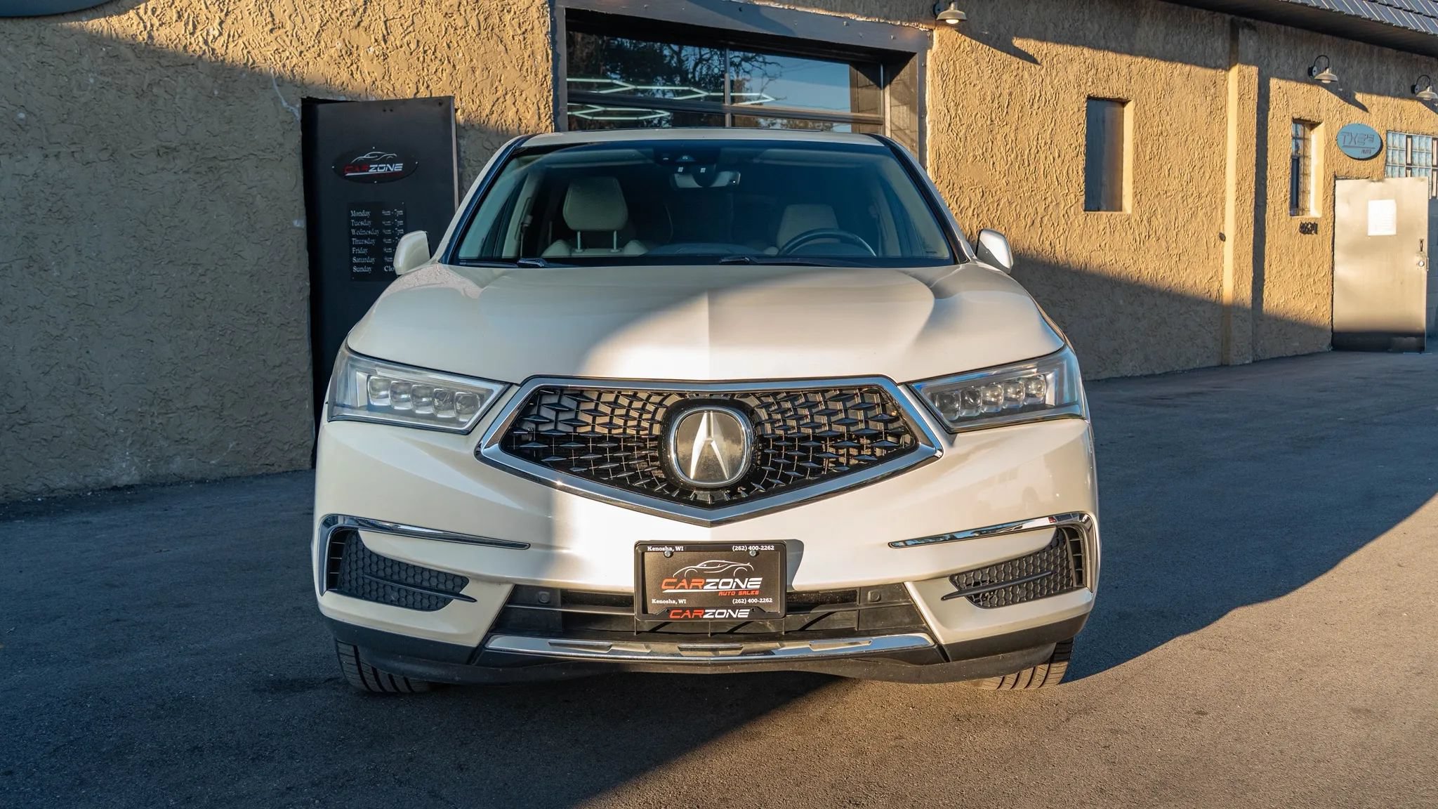 Used 2017 Acura MDX w/ Technology Package AWD/4WD image 3