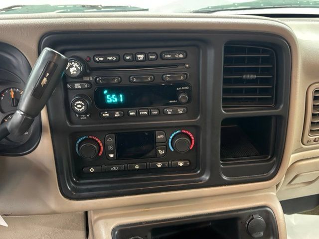 Used 2003 Chevrolet Tahoe LT AWD/4WD image 24
