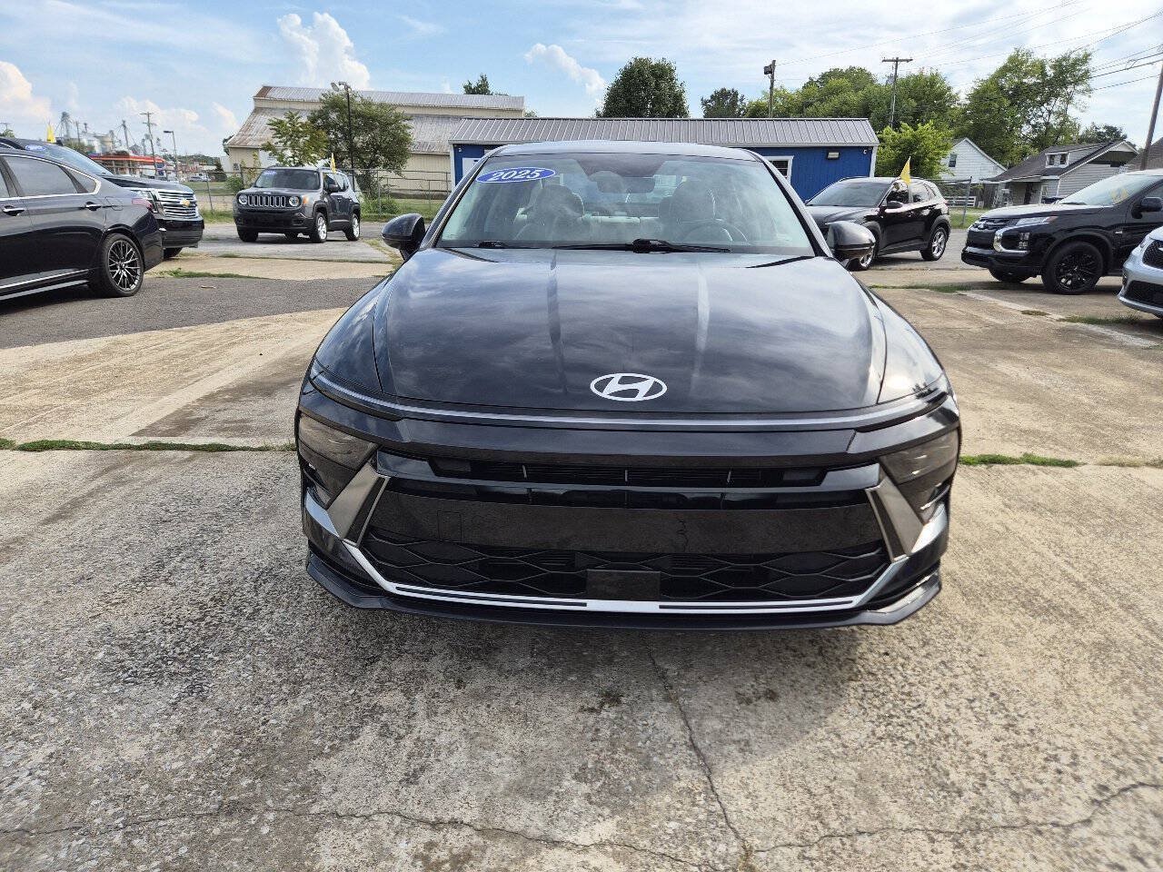 Used 2025 Hyundai Sonata SEL FWD image 8