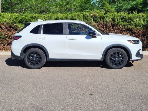 Used 2023 Honda HR-V Sport image 22