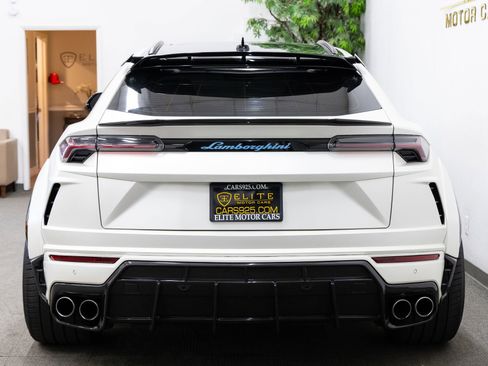 Used 2020 Lamborghini Urus AWD/4WD image 4