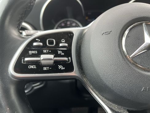 Used 2020 Mercedes-Benz GLC 300 4MATIC w/ AMG Line image 19