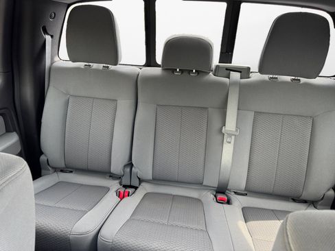 Used 2011 Ford F150 XLT w/ XLT Chrome Pkg AWD/4WD image 12