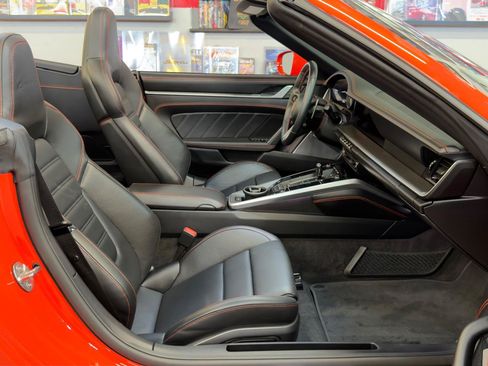 Used 2022 Porsche 911 Turbo S AWD/4WD image 19
