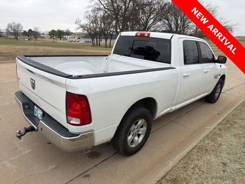 Used 2019 RAM 1500 Classic SLT image 3