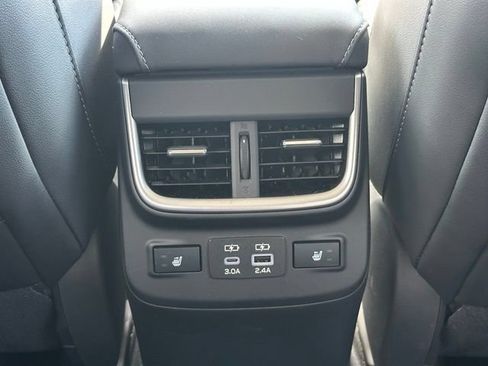 Certified 2025 Subaru Outback Limited AWD/4WD image 34