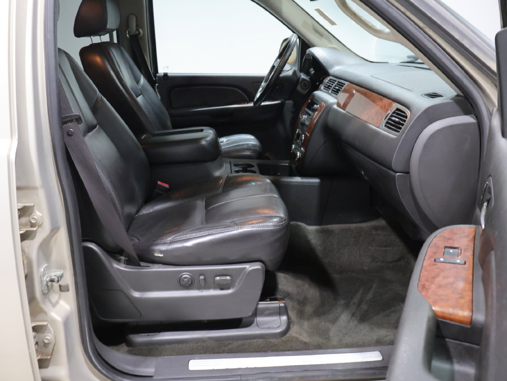Used 2007 Chevrolet Avalanche LT w/ LT Preferred Equipment Group AWD/4WD image 26