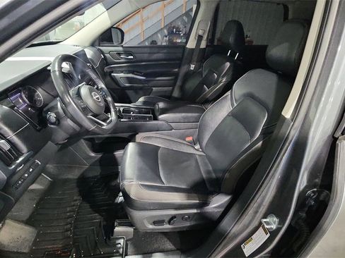 Used 2022 Nissan Pathfinder SL image 15