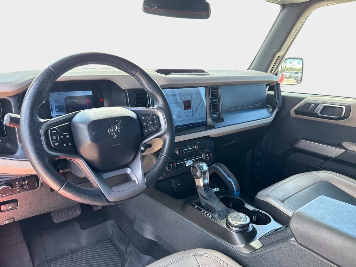 Used 2023 Ford Bronco Wildtrak AWD/4WD image 15