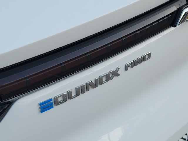 Used 2024 Chevrolet Equinox EV LT AWD/4WD image 8