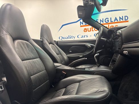 Used 2003 Porsche 911 Carrera 4 AWD/4WD image 19