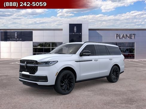 New 2026 Lincoln Navigator Reserve w/ Jet Appearance Package AWD/4WD image 1