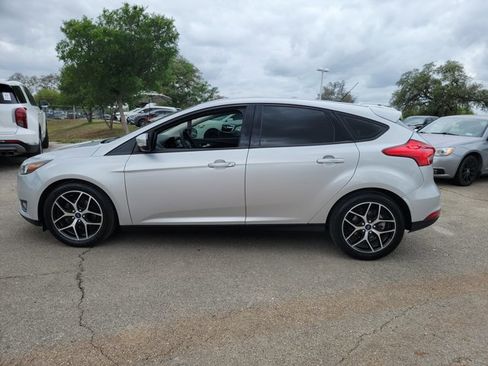 Used 2017 Ford Focus SEL image 7