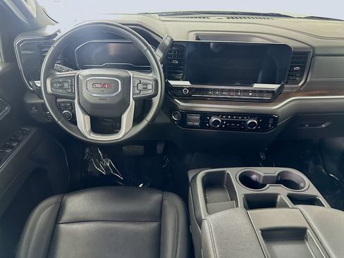 Used 2025 GMC Sierra 1500 SLT RWD image 17