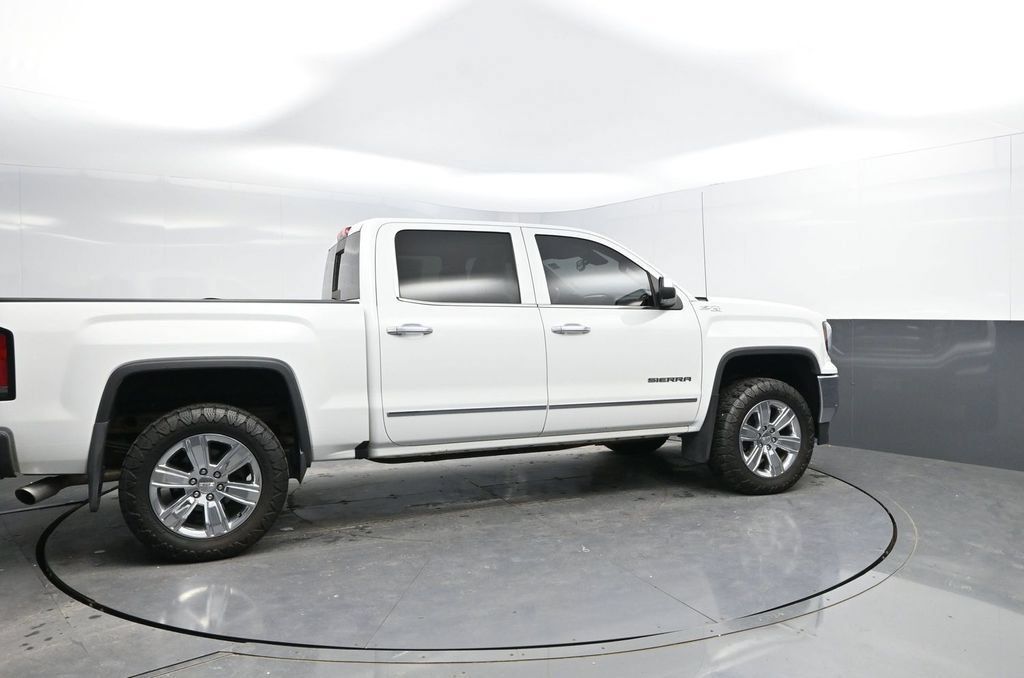 Used 2017 GMC Sierra 1500 SLT AWD/4WD image 9
