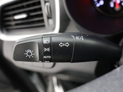 Used 2020 Kia Sorento LX AWD/4WD image 16