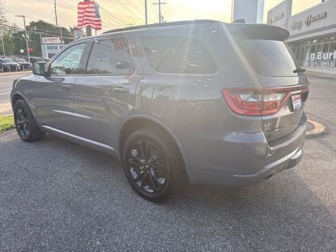 Used 2025 Dodge Durango GT AWD/4WD image 12