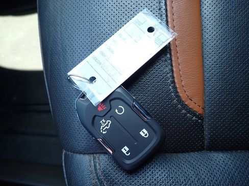 Used 2021 GMC Sierra 1500 AT4 image 30