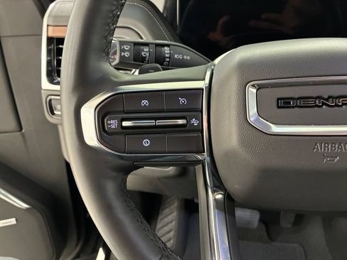 Certified 2025 GMC Yukon Denali AWD/4WD image 23