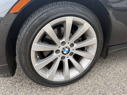 Used 2011 BMW 328i xDrive Sedan AWD/4WD image 19