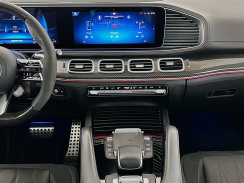 Used 2024 Mercedes-Benz GLE 63 AMG S w/ Driver Assistance Package image 11