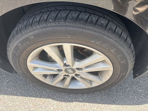 Used 2015 Hyundai Sonata SE image 12