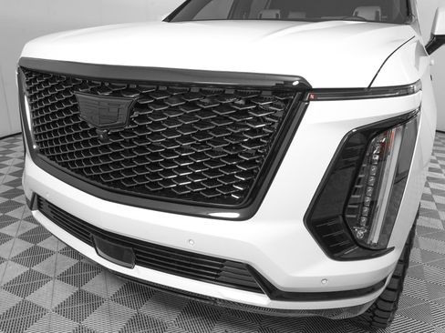 Used 2026 Cadillac Escalade Sport w/ Touring Package RWD image 33