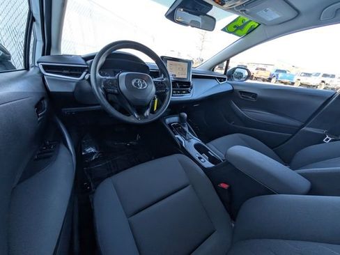 Used 2023 Toyota Corolla LE image 5