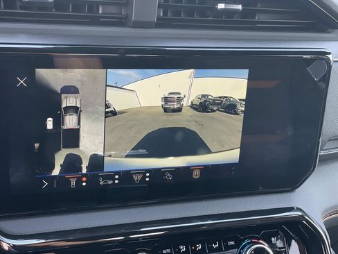 New 2026 GMC Sierra 2500 AT4 w/ AT4 Premium Plus Package image 15