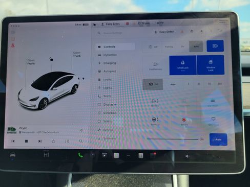 Used 2020 Tesla Model 3 Standard Range Plus image 20