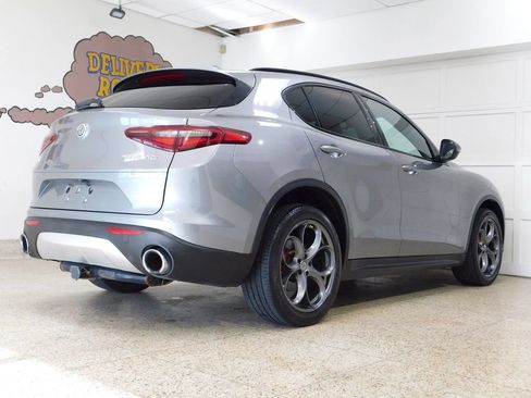 Used 2019 Alfa Romeo Stelvio Ti Sport AWD/4WD image 7