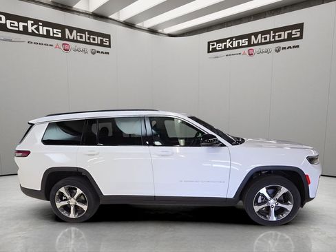 New 2026 Jeep Grand Cherokee L Limited AWD/4WD image 6