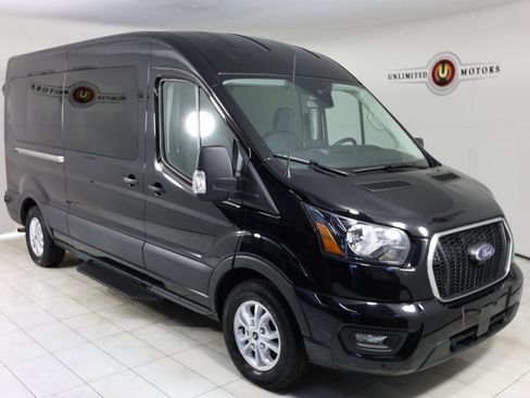 Used 2024 Ford Transit 350 XLT image 34